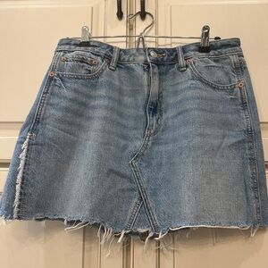 American Eagle Outfitters Frayed Hem Denim Skirt